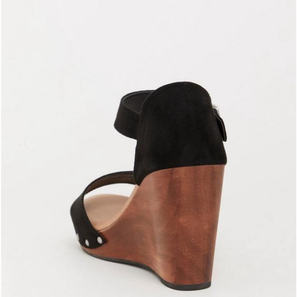 Studded Wood Platform Wedge - Picture 2 of 5